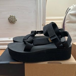 Platform tevas